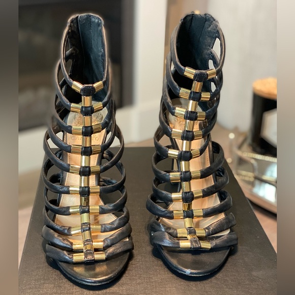 Vince Camuto heels - Picture 7 of 10